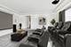60 Wood Oaks, South Barrington, IL 60010
