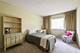 73 W Canterbury, Northfield, IL 60093