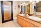 1S701 Eisenhower, Oakbrook Terrace, IL 60181