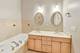 825 W Cuyler Unit 2E, Chicago, IL 60613