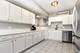 390 W Mahogany Unit 301, Palatine, IL 60067