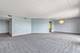 901 Center Unit 305, Des Plaines, IL 60016