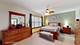 2834 Shelly, Aurora, IL 60504