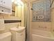 1657 W Hollywood, Chicago, IL 60660