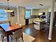 11 S Roberts, Inverness, IL 60067