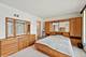 795 Hunter, Roselle, IL 60172