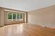 8321 N Milwaukee, Niles, IL 60714