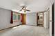 7 Kensington, Streamwood, IL 60107