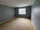 300 S Roselle Unit 522, Schaumburg, IL 60193