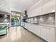 822 W Oakdale, Chicago, IL 60657
