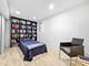 822 W Oakdale, Chicago, IL 60657