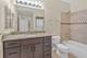 1572 N Maple Unit 401, Evanston, IL 60201