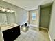 6433 N Damen Unit 3E, Chicago, IL 60645