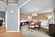 4 Dryden, Algonquin, IL 60102