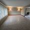 25805 N Arrowhead, Mundelein, IL 60060