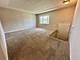 814 Surrey, Streamwood, IL 60107