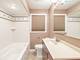 136 Ross, Cary, IL 60013