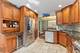 636 Walnut Oaks, Roselle, IL 60172