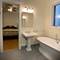 415 W Surf, Chicago, IL 60657