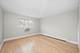 8050 Niles Unit 2W, Skokie, IL 60077