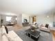 712 Dante, Schaumburg, IL 60193