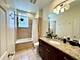 4240 N Kenmore Unit 5S, Chicago, IL 60613