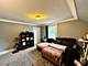 39 Leonard, Elgin, IL 60123