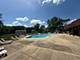 1690 Ashburn Unit A, Wheaton, IL 60189