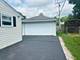 93 Golfview, Carpentersville, IL 60110