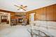 2519 N Dryden, Arlington Heights, IL 60004