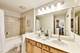 647 Metropolitan Unit L402, Des Plaines, IL 60016