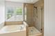 4253 Linden Tree, Glenview, IL 60026