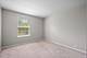 2020 College Green, Elgin, IL 60123