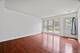 2020 College Green, Elgin, IL 60123