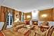 1602 Hunters Glen, Wheaton, IL 60189