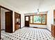 1960 Pinehurst, Libertyville, IL 60048