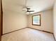 1960 Pinehurst, Libertyville, IL 60048
