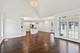 6605 Oakwood Manor, Crystal Lake, IL 60012