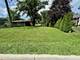 37 E Cambridge, Oak Brook, IL 60523