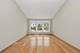 9354 Twin Oaks, Des Plaines, IL 60016