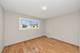 9354 Twin Oaks, Des Plaines, IL 60016
