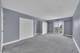 5400 Walnut Unit 402, Downers Grove, IL 60515