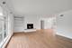 985 W Deerpath, Lake Forest, IL 60045