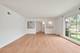985 W Deerpath, Lake Forest, IL 60045