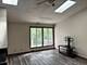 462 S President Unit 304, Carol Stream, IL 60188