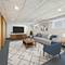 611 N Iowa, Villa Park, IL 60181