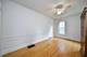 8 N Sleight, Naperville, IL 60540