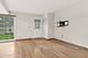 1657 Williamsburg Unit E, Wheaton, IL 60189