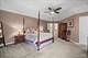 735 Chasewood, South Elgin, IL 60177