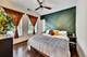 1951 W Byron Unit 2E, Chicago, IL 60613